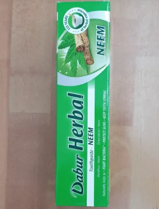 Dabur Herbal Cloves Toothpaste